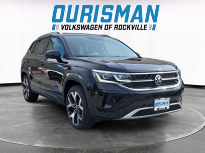 Used 2022 Volkswagen Taos SEL w/ Panoramic Sunroof Package