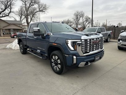 New 2025 GMC Sierra 2500 Denali w/ Technology Package