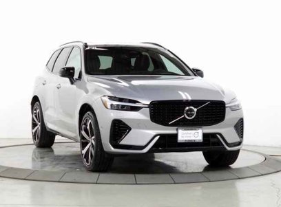 Certified 2022 Volvo XC60 T8 R-Design w/ Advanced Package