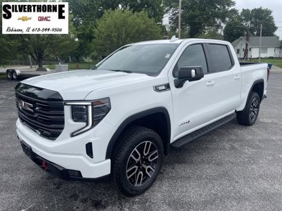 New 2025 GMC Sierra 1500 AT4 w/ AT4 Premium Package