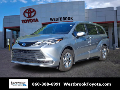 Certified 2023 Toyota Sienna Platinum