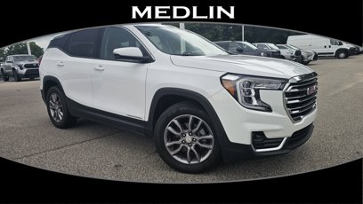 Used 2023 GMC Terrain SLT