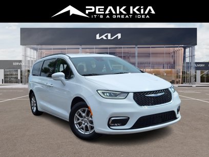 Used 2022 Chrysler Pacifica Touring-L