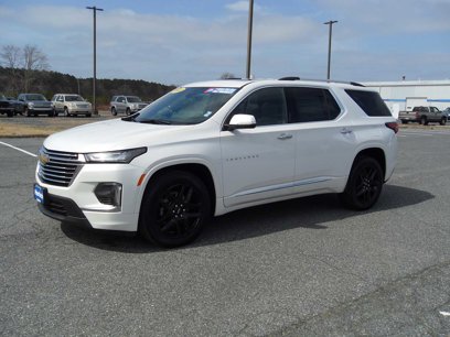 Used 2023 Chevrolet Traverse Premier w/ LPO, Floor Liner Package