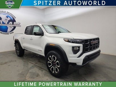 New 2025 GMC Canyon AT4 w/ Nightfall Edition