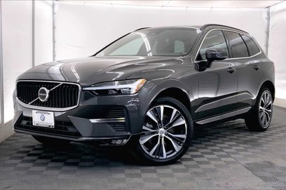 Used 2022 Volvo XC60 B5 Momentum w/ Climate Package