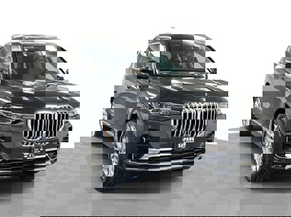 Used 2022 BMW X7 xDrive40i w/ Premium Package