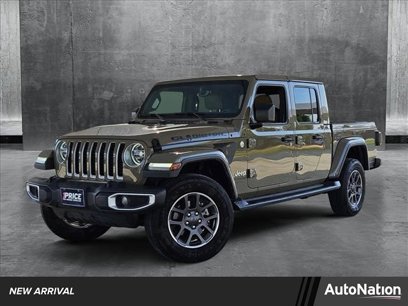 Used 2020 Jeep Gladiator Overland w/ Popular Equipment Package