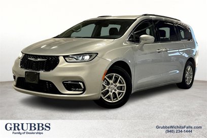 Used 2022 Chrysler Pacifica Touring-L