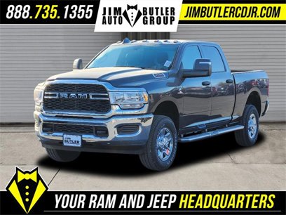 New 2024 RAM 2500 Tradesman w/ Chrome Appearance Group