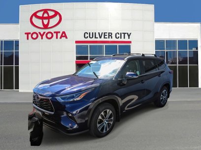 Used 2025 Toyota Highlander XLE
