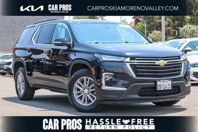 Used 2023 Chevrolet Traverse LT