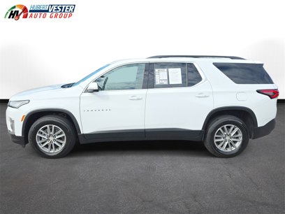Used 2022 Chevrolet Traverse LT