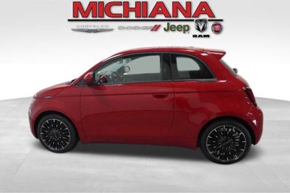 New 2024 FIAT 500 e (RED)