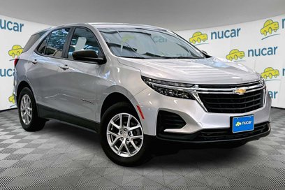 Used 2022 Chevrolet Equinox LS w/ LS Convenience Package