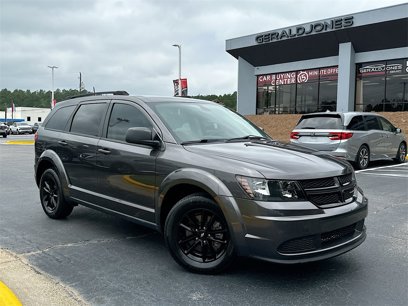 Used 2020 Dodge Journey SE w/ Blacktop Package