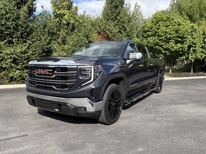Used 2022 GMC Sierra 1500 SLT w/ SLT Convenience Package
