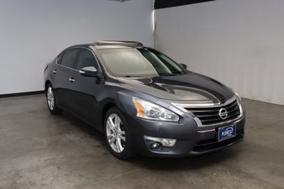 Used 2013 Nissan Altima 3.5 SV
