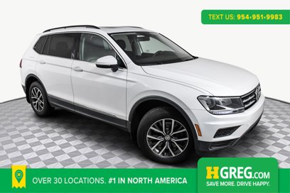 Used 2020 Volkswagen Tiguan SE w/ Panoramic Sunroof Package