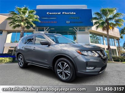 Used 2018 Nissan Rogue SL w/ Premium Package