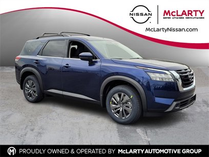 New 2025 Nissan Pathfinder SV w/ SV Premium Package