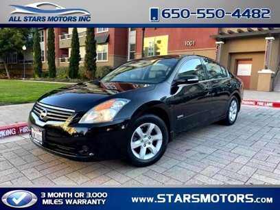 Used 2009 Nissan Altima Hybrid Sedan w/ Connection Pkg