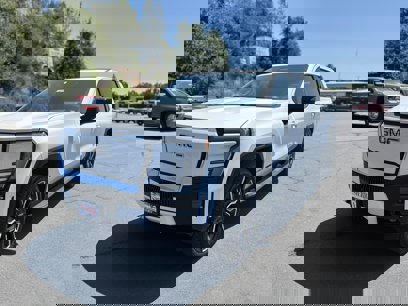 New 2025 GMC Sierra EV Denali