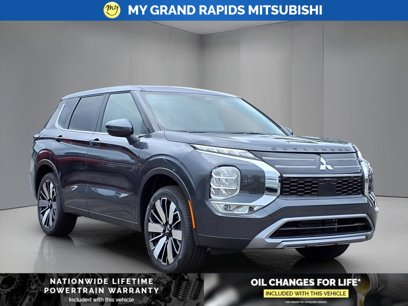 New 2025 Mitsubishi Outlander SE