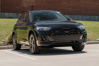 New 2025 Audi Q5 e Premium Plus