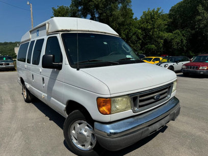 Used 2005 Ford E-350 and Econoline 350 Chateau