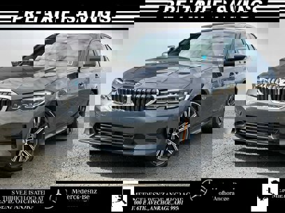 Used 2022 BMW 330e xDrive w/ Driving Assistance Package