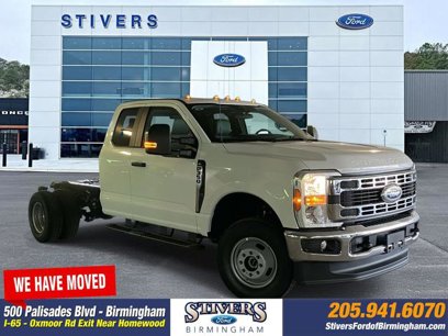 New 2025 Ford F350 XL w/ XL Chrome Package