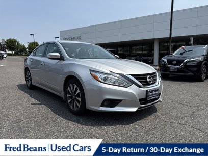 Used 2017 Nissan Altima 2.5 SV w/ Convenience Package