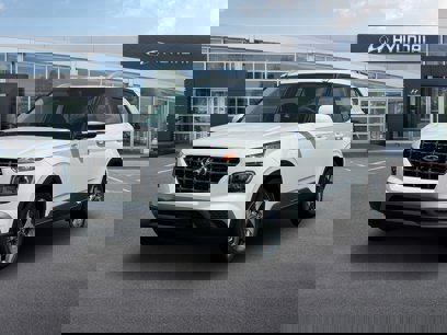 New 2025 Hyundai Venue SEL