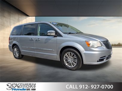 Used 2016 Chrysler Town & Country Touring-L