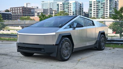 Used 2024 Tesla Cybertruck AWD Crew Cab