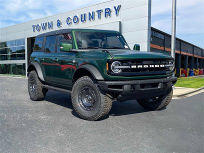 New 2024 Ford Bronco Outer Banks