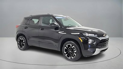 Used 2021 Chevrolet TrailBlazer LT w/ Driver Confidence Package