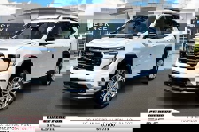 New 2026 GMC Acadia Elevation w/ Elevation Premium Package