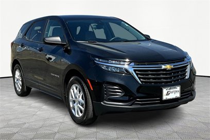 Used 2023 Chevrolet Equinox LS w/ LS Convenience Package