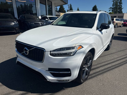 Used 2016 Volvo XC90 T6 Momentum w/ Momentum Plus Package