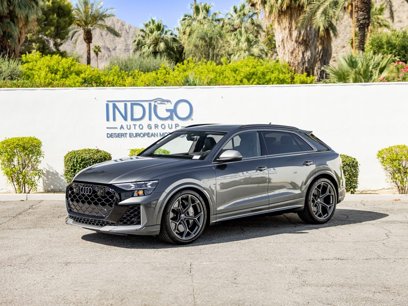 New 2025 Audi RS Q8 performance