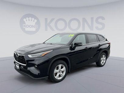 Used 2024 Toyota Highlander LE