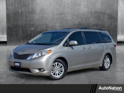 Used 2017 Toyota Sienna XLE