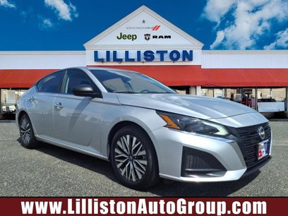 Used 2024 Nissan Altima 2.5 SV