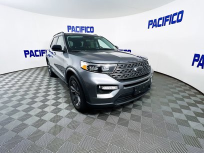 Certified 2022 Ford Explorer XLT w/ Equipment Group 202A