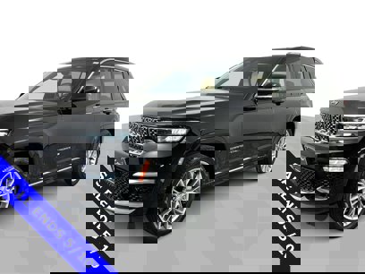 Used 2023 Jeep Grand Cherokee Summit