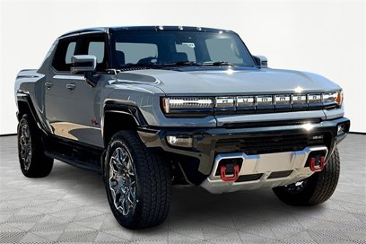 New 2025 GMC Hummer EV 2X w/ LPO, Sport Package