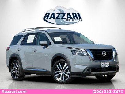 Used 2024 Nissan Pathfinder Platinum