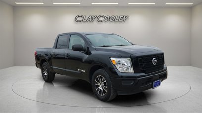 Used 2022 Nissan Titan SV